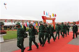 Các địa phương, đơn vị giao nhận quân trang trọng, nhanh gọn, an toàn